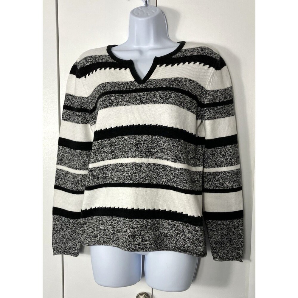 Liz Claiborne Crazy Horse Womens Black/White Stripe V Neck Sweater Medium